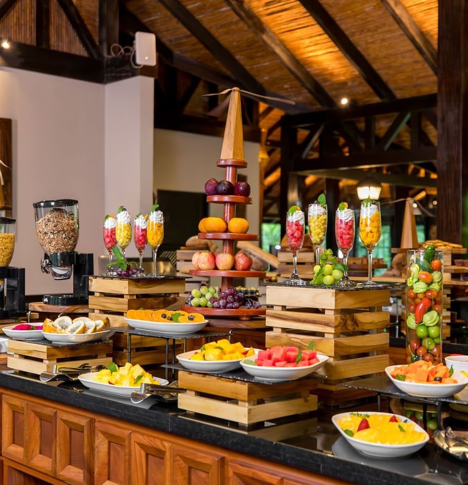 High-tea buffet area in Cantina Delirio at Hideaway Rio Celeste