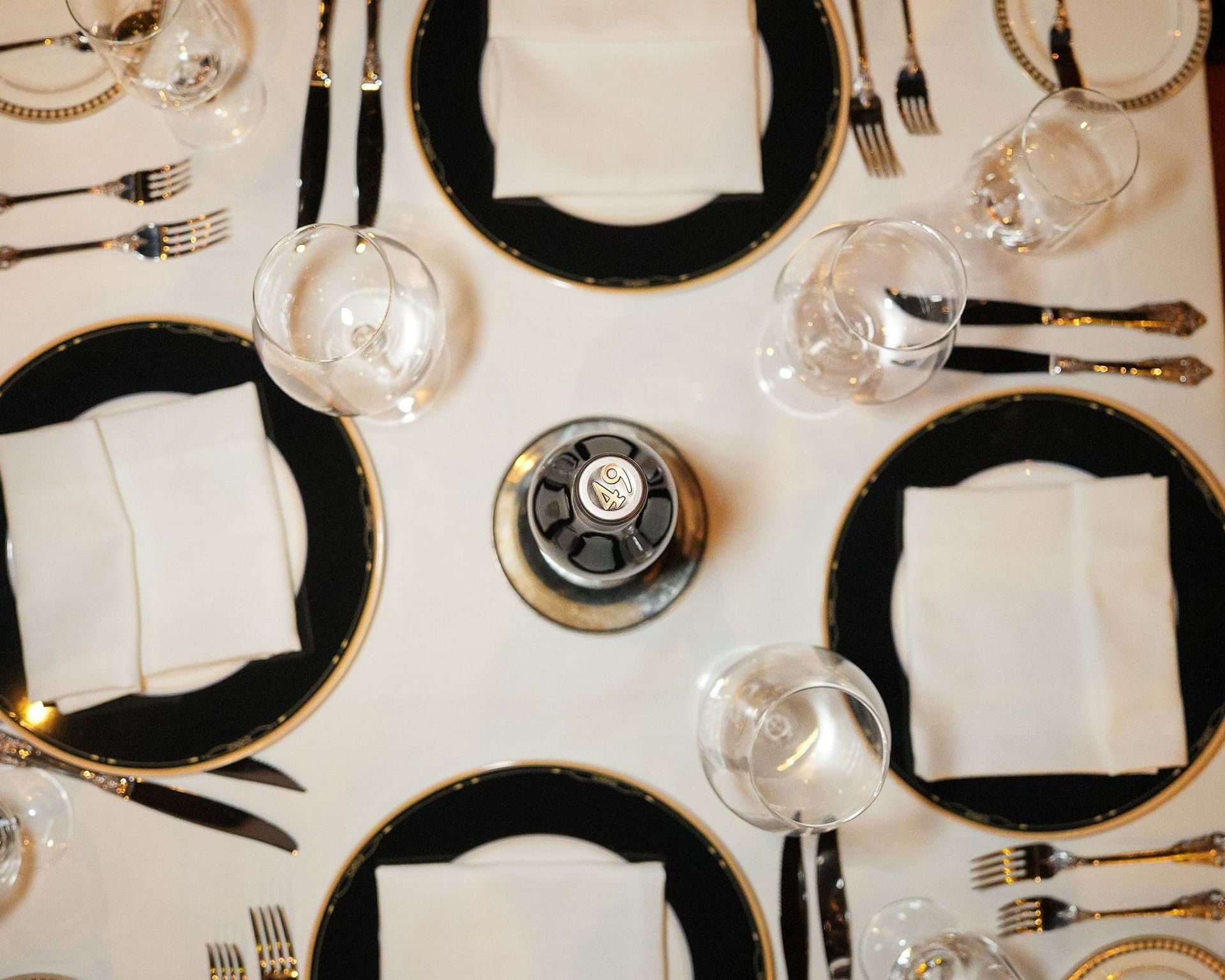 Table setting at Duane's