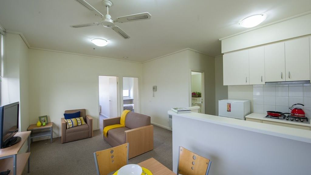 UniLodge @ 550 Lygon_2 Bedroom Multishare Living Area