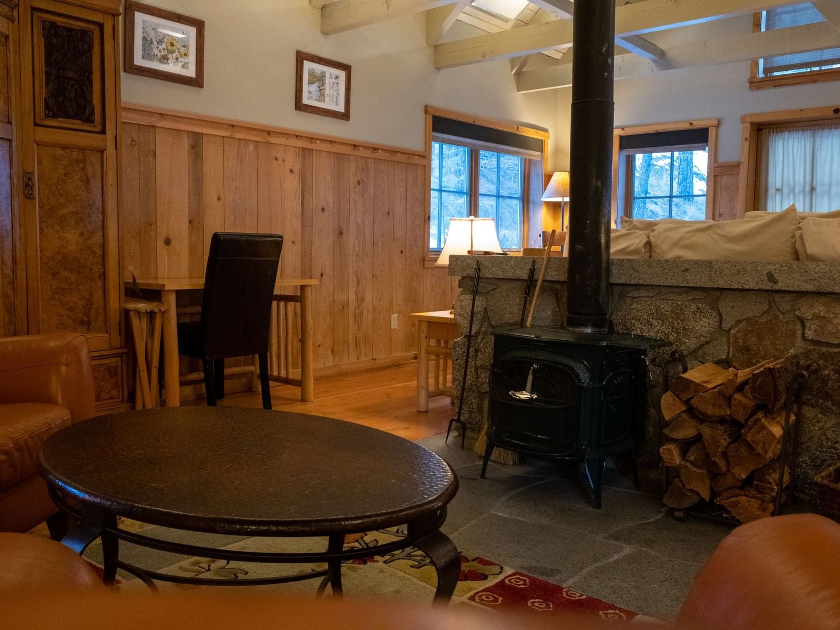 Dining & living area in Eyrie at Sleeping Lady 