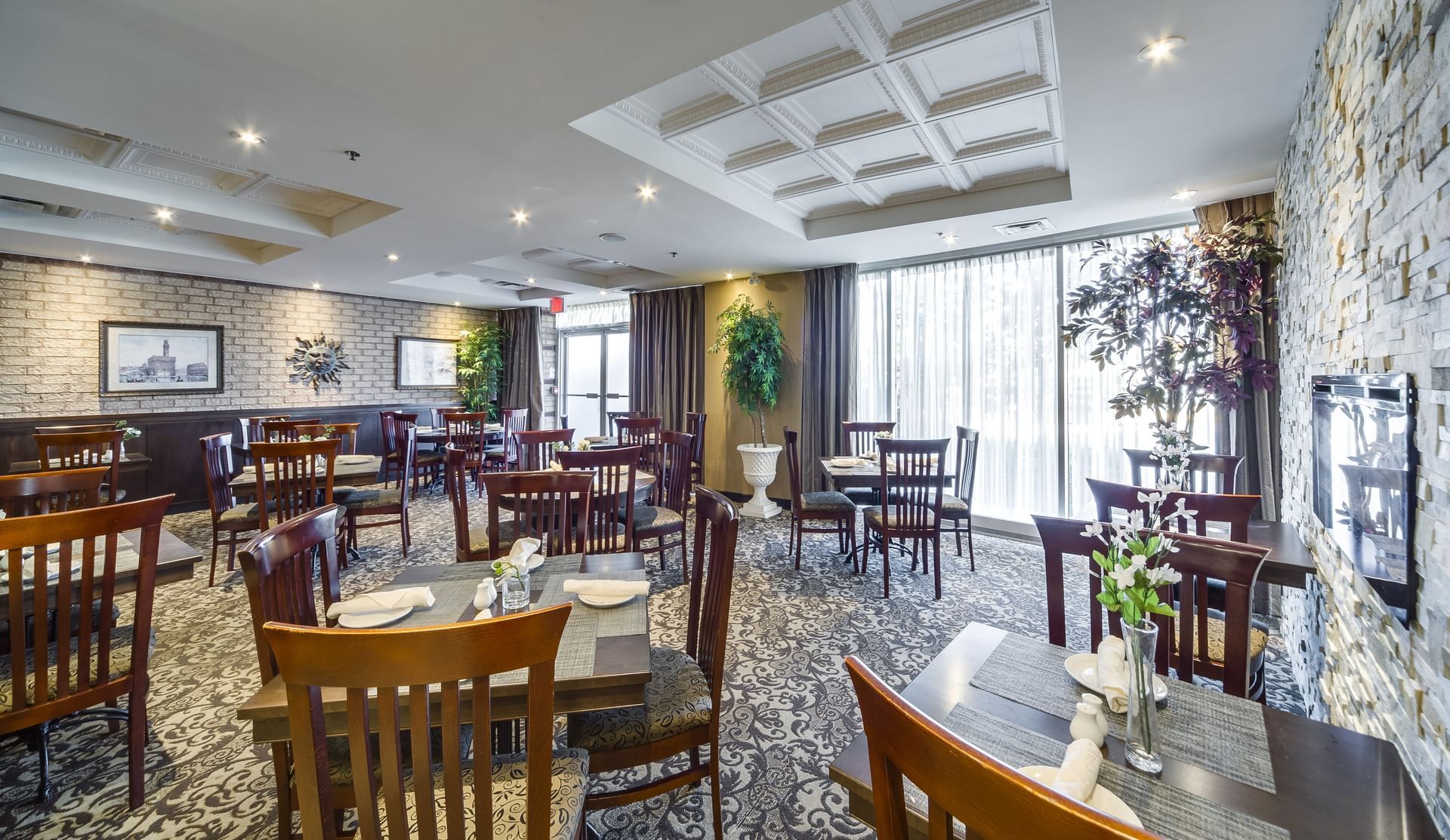 Top Restaurants Near Toronto Airport