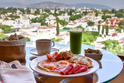 Taste healthy foods in Hotels Grupo Guadalajara