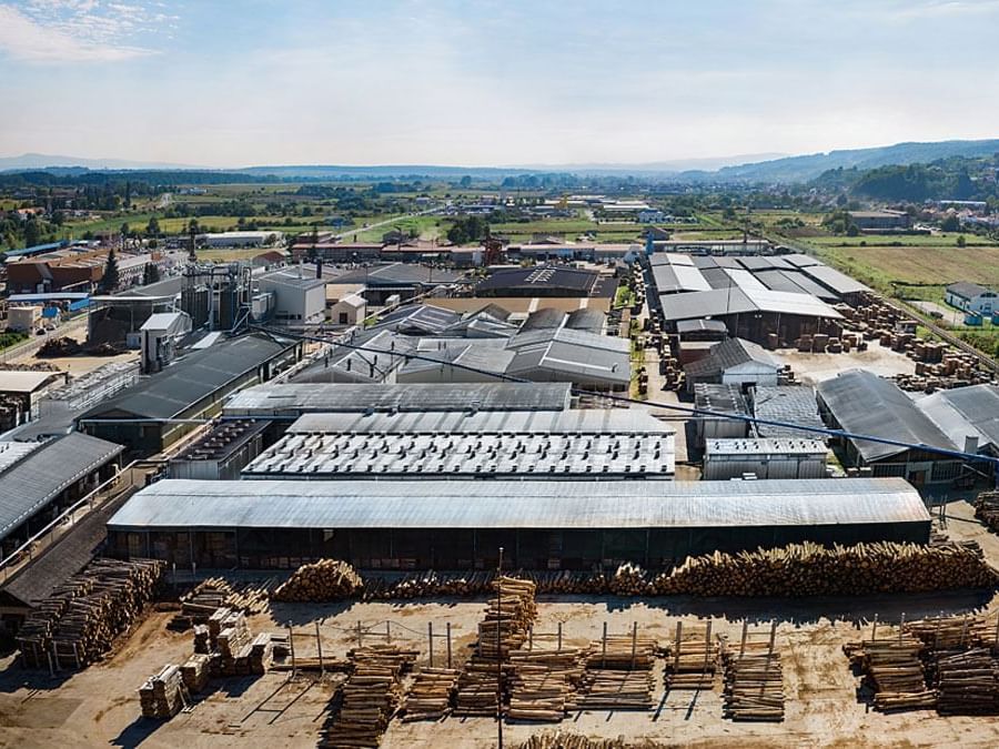 Pervanovo acquires the Croatian furniture producer Spin Valis. Offers