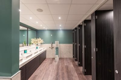 Bathrooms inside The King Suite