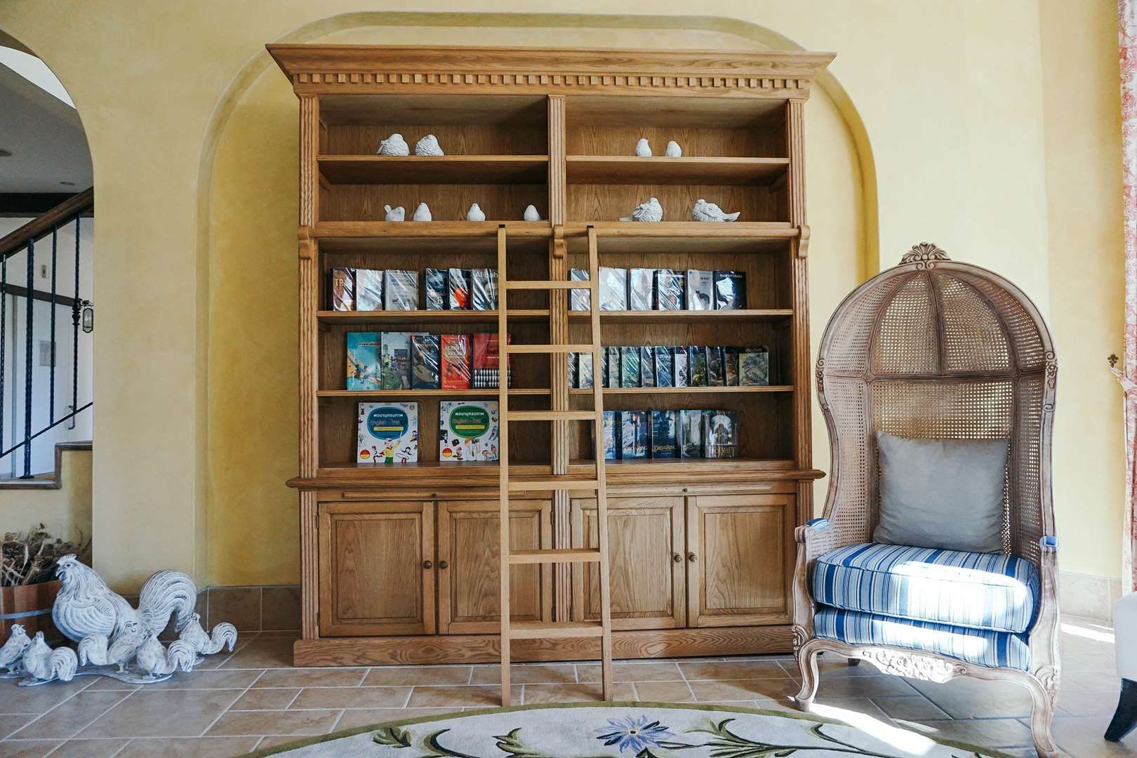 U Khao Yai Library Lounge