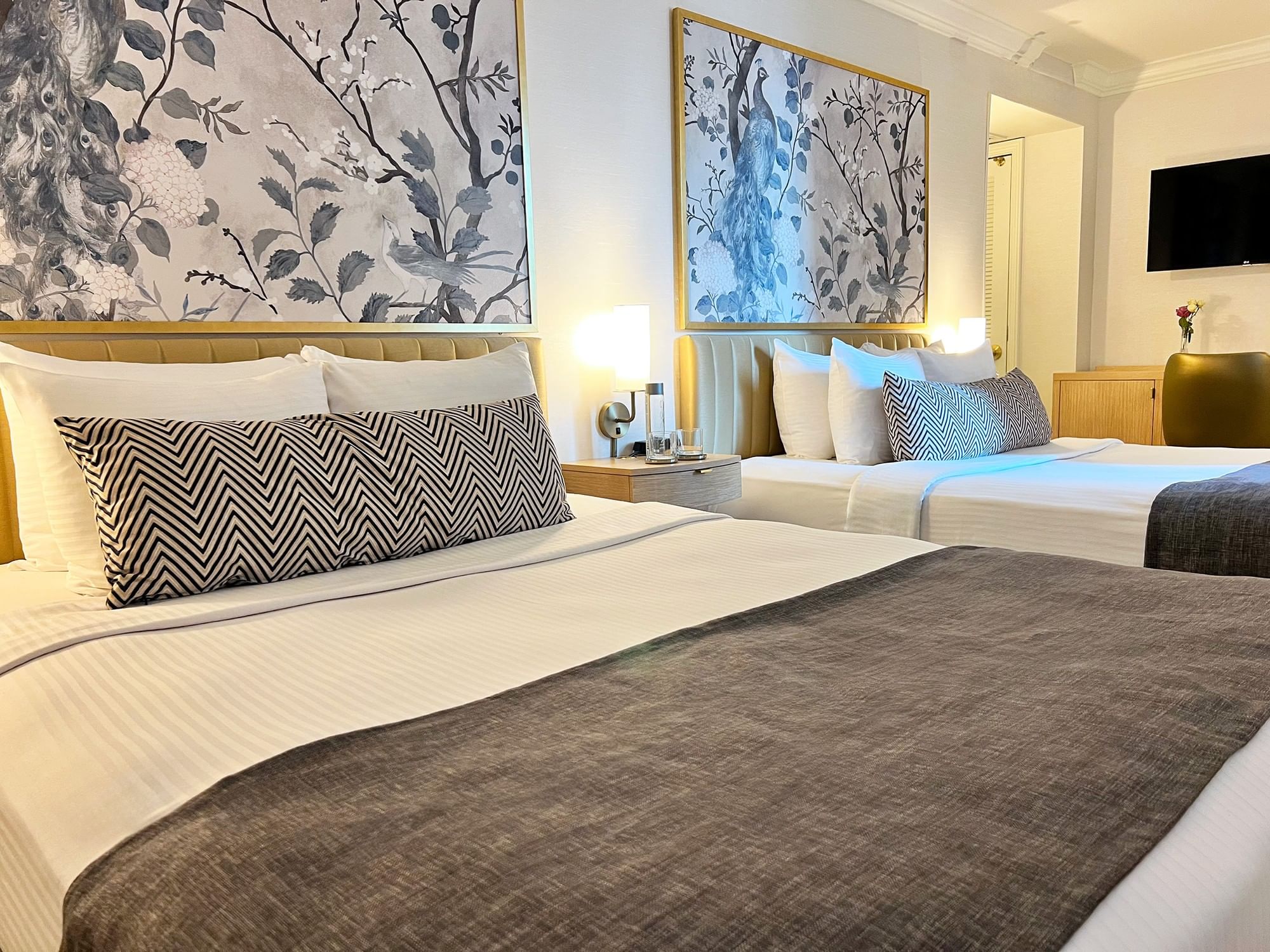 Executive Two Queen Room at Warwick Allerton - Chicago