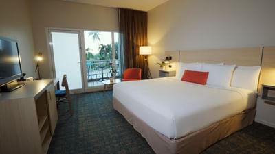 Poolside King Room