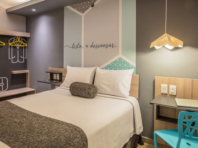 Habitación Superior con cama de matrimonio y cama doble en One Hotels