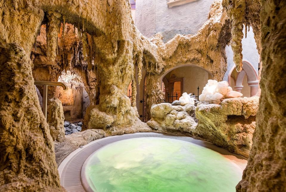 Grottembad im Hotel Liebes Rot Flüh, Haldensee Tirol