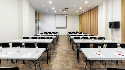 salon para conferencia mamonal cartagena