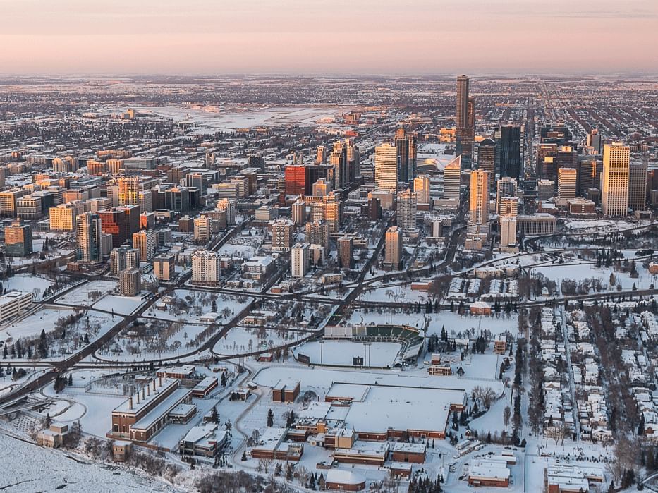 Edmonton Winter Activities What To Do In Edmonton From Coast Hotels
