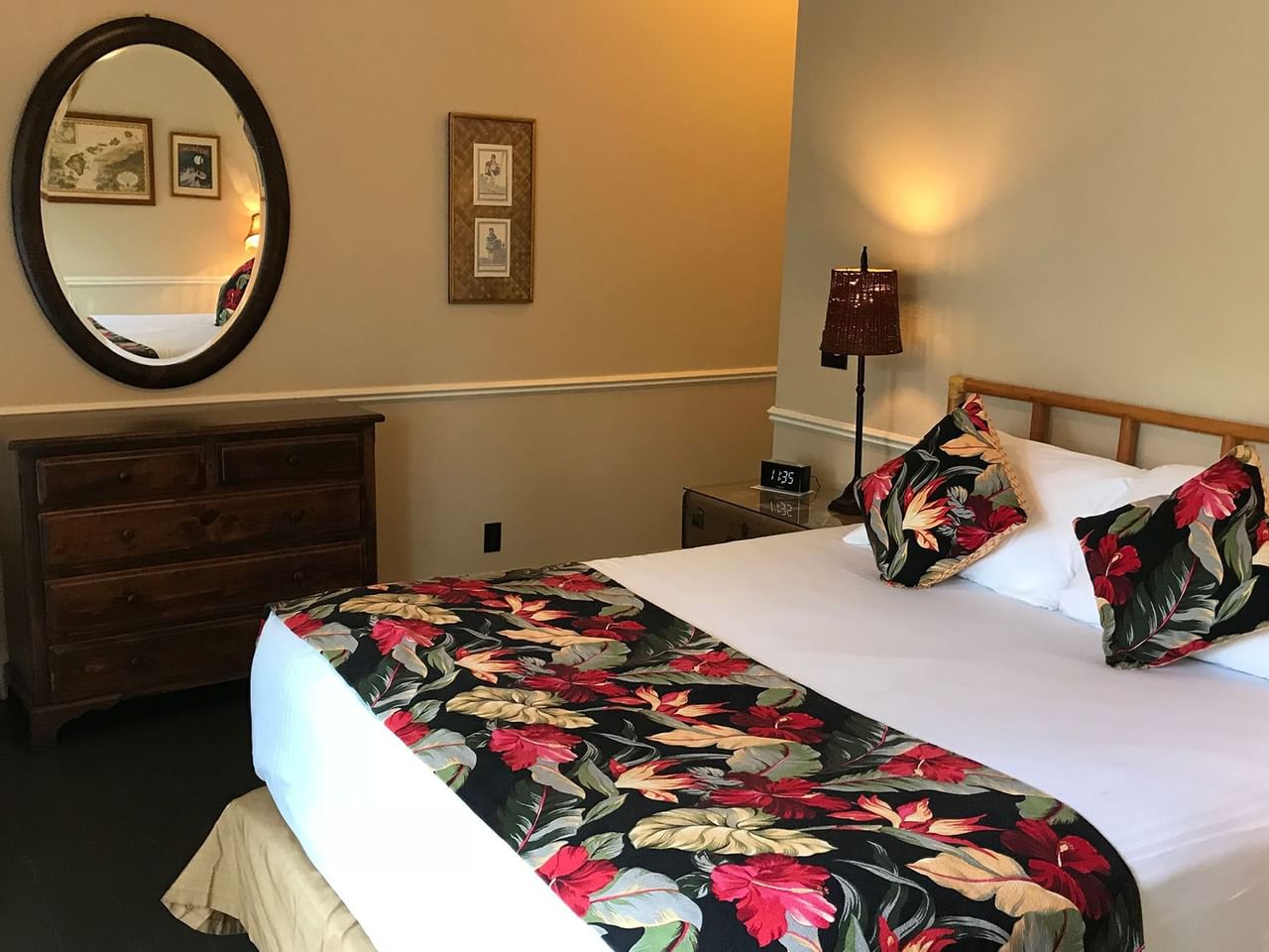 guest room at Waimea Plantation Cottages