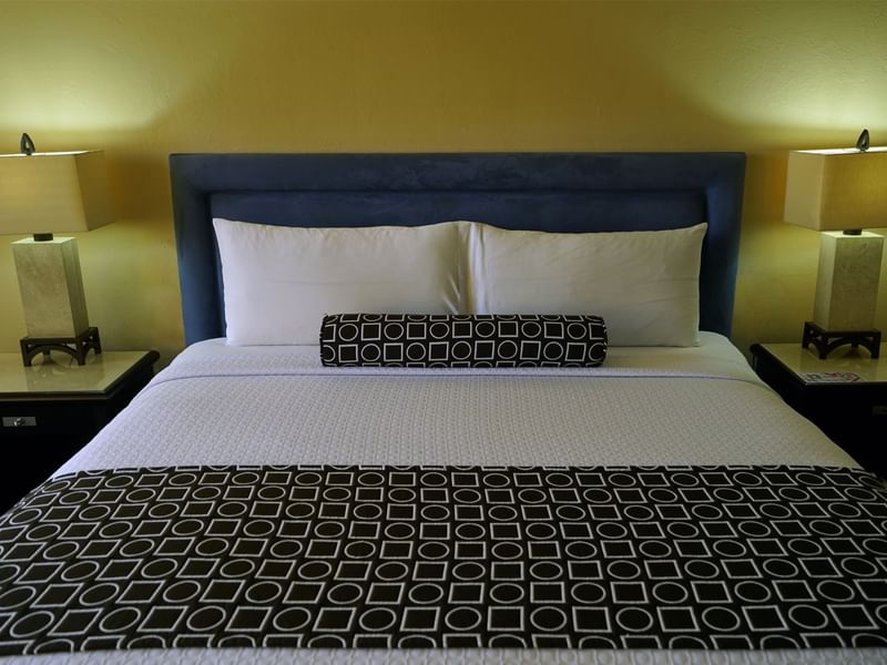 King comfy bed in Junior Suite at Gamma Hotels