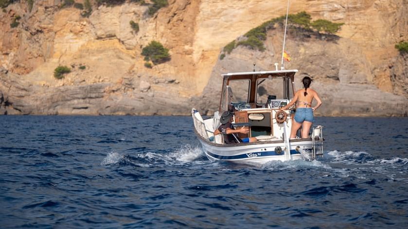 Bootfahren an der Mittelmeerküste
