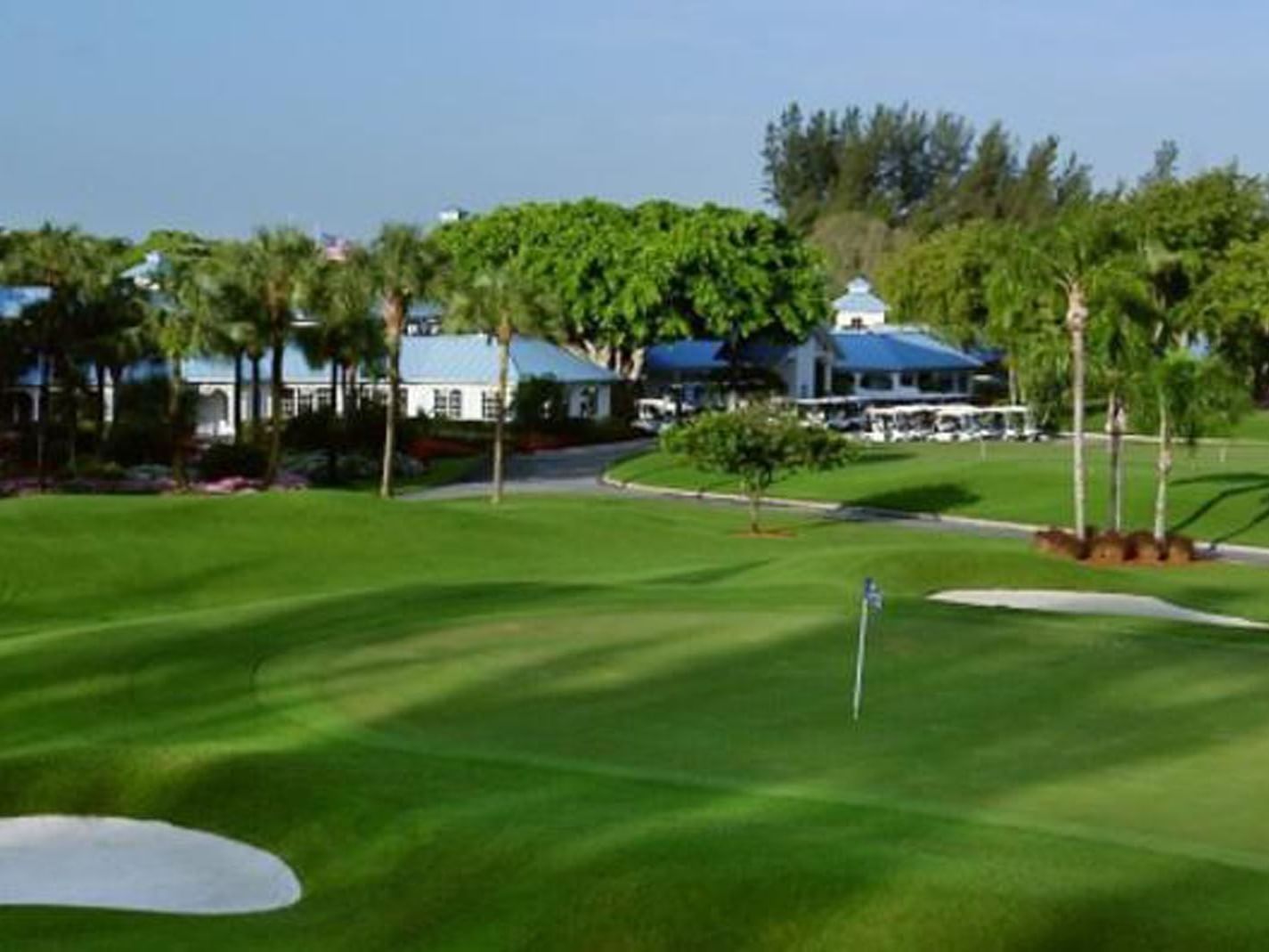 Close-up of golf course lawn in Deer Creek Country Club near Ocean Lodge Boca Raton