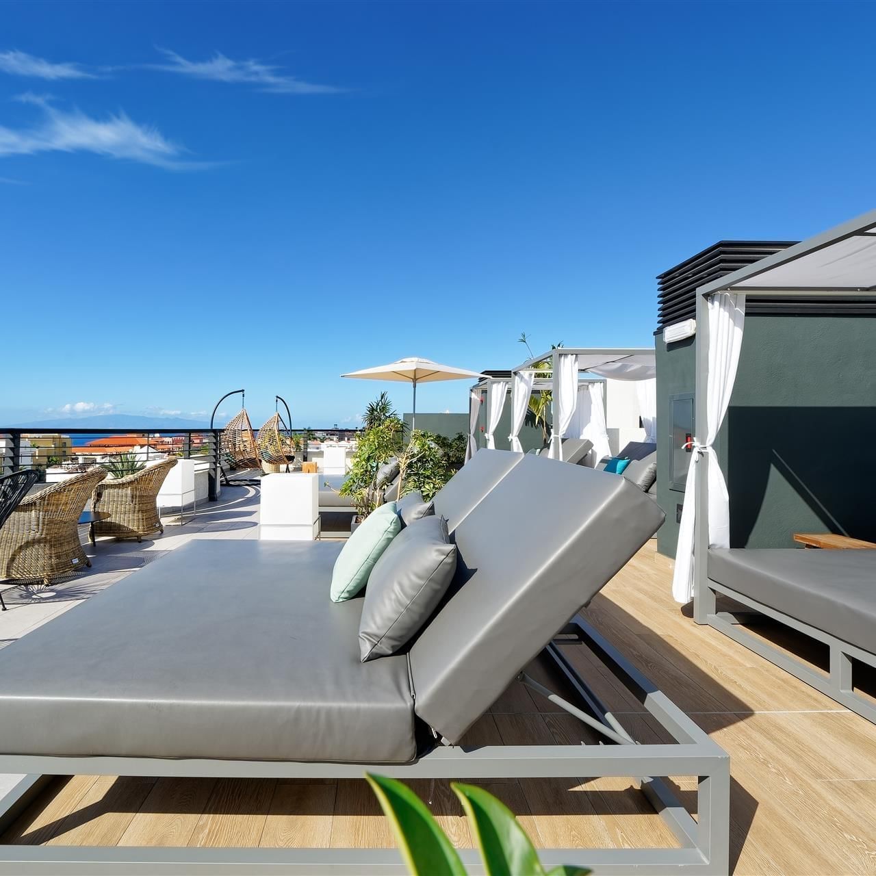 Bar Details LABRANDA Suites Costa Adeje Beta