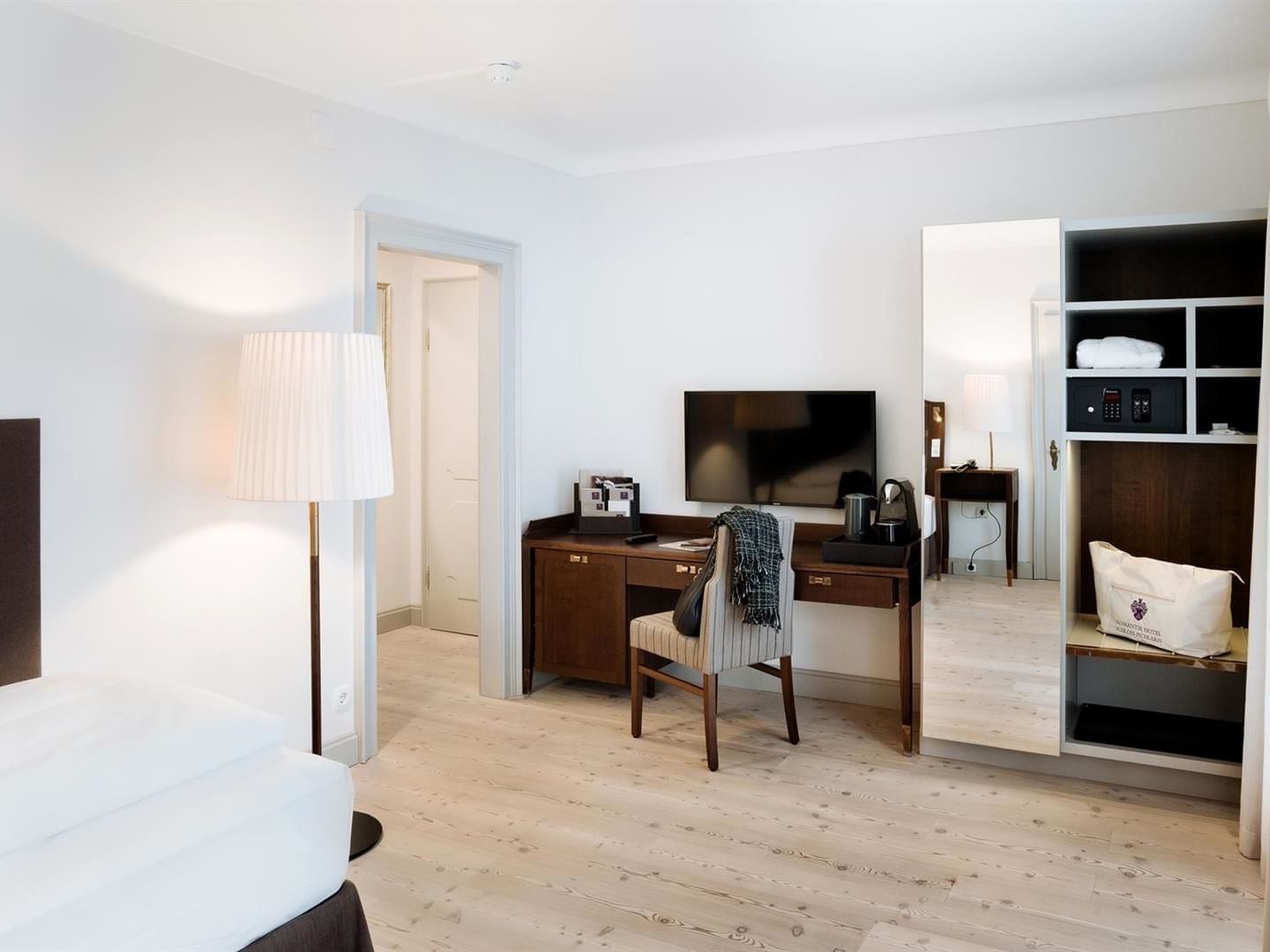 Deluxe Single Room with Balcony at Schloss Pichlarn Hotel