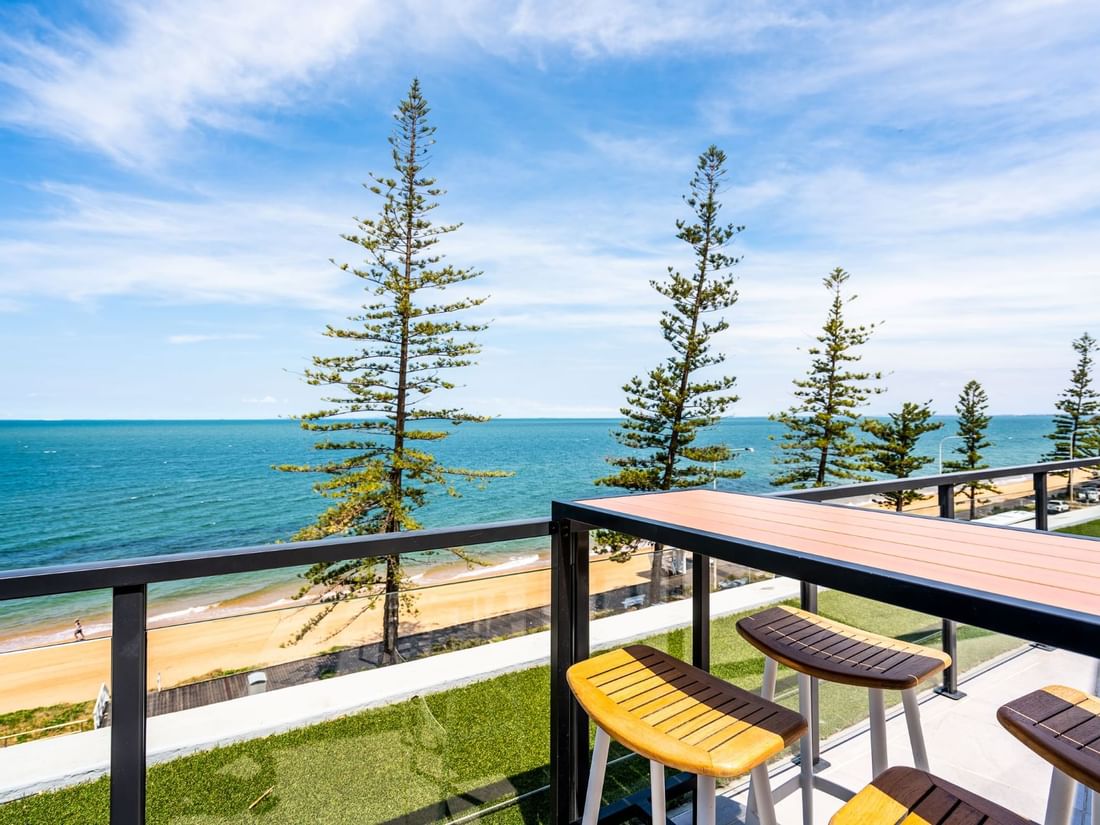 Relaxed beachfront dining at the Sebel Brisbane Margate Beach