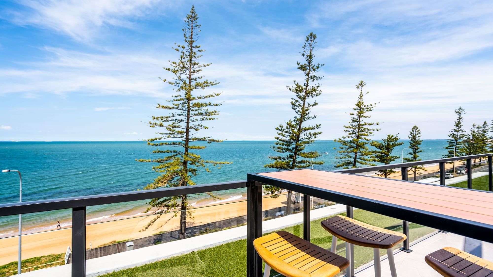 Relaxed beachfront dining at the Sebel Brisbane Margate Beach