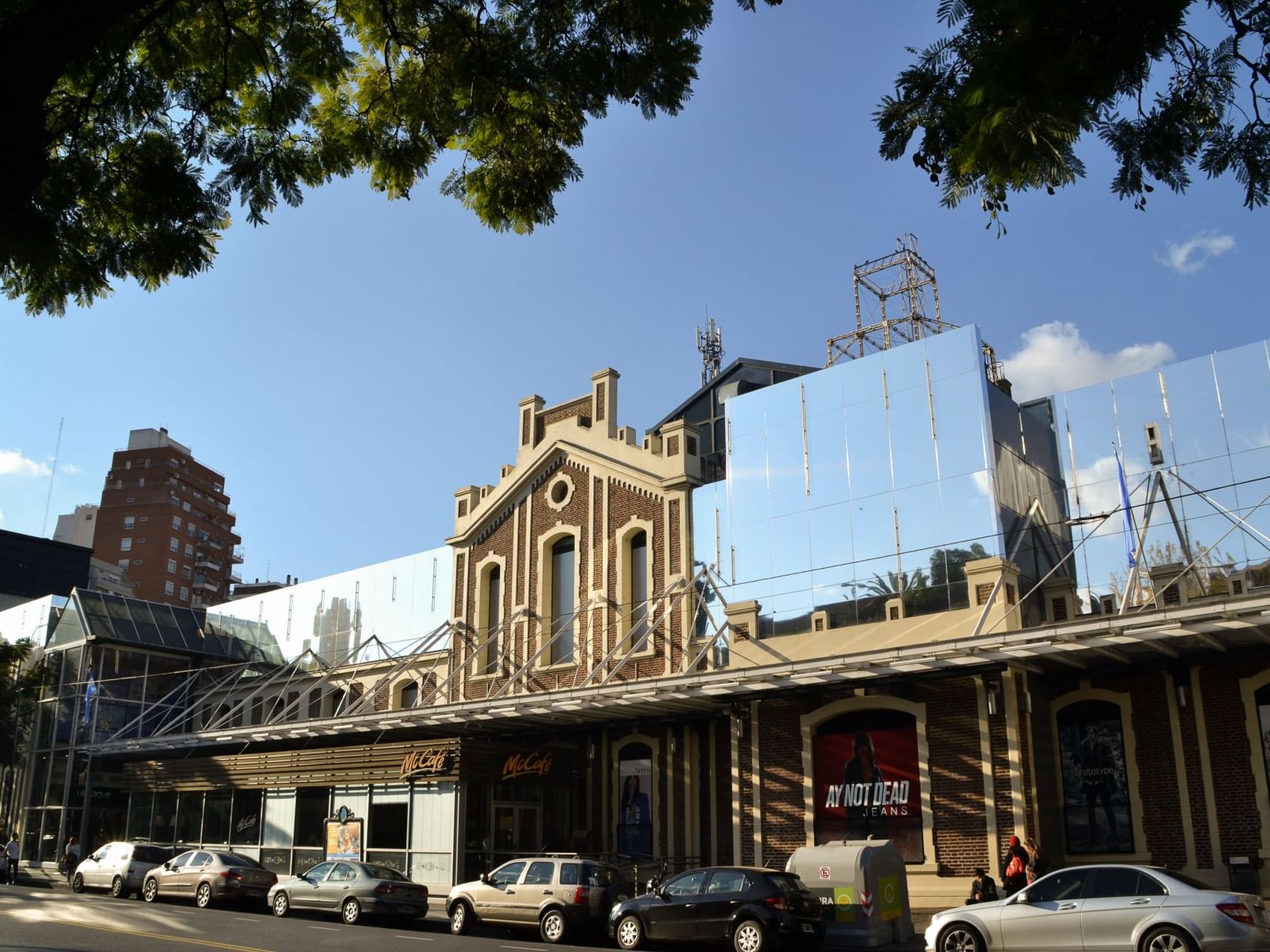 Exterior view of Solar de la abadia near Argenta Tower Hotel