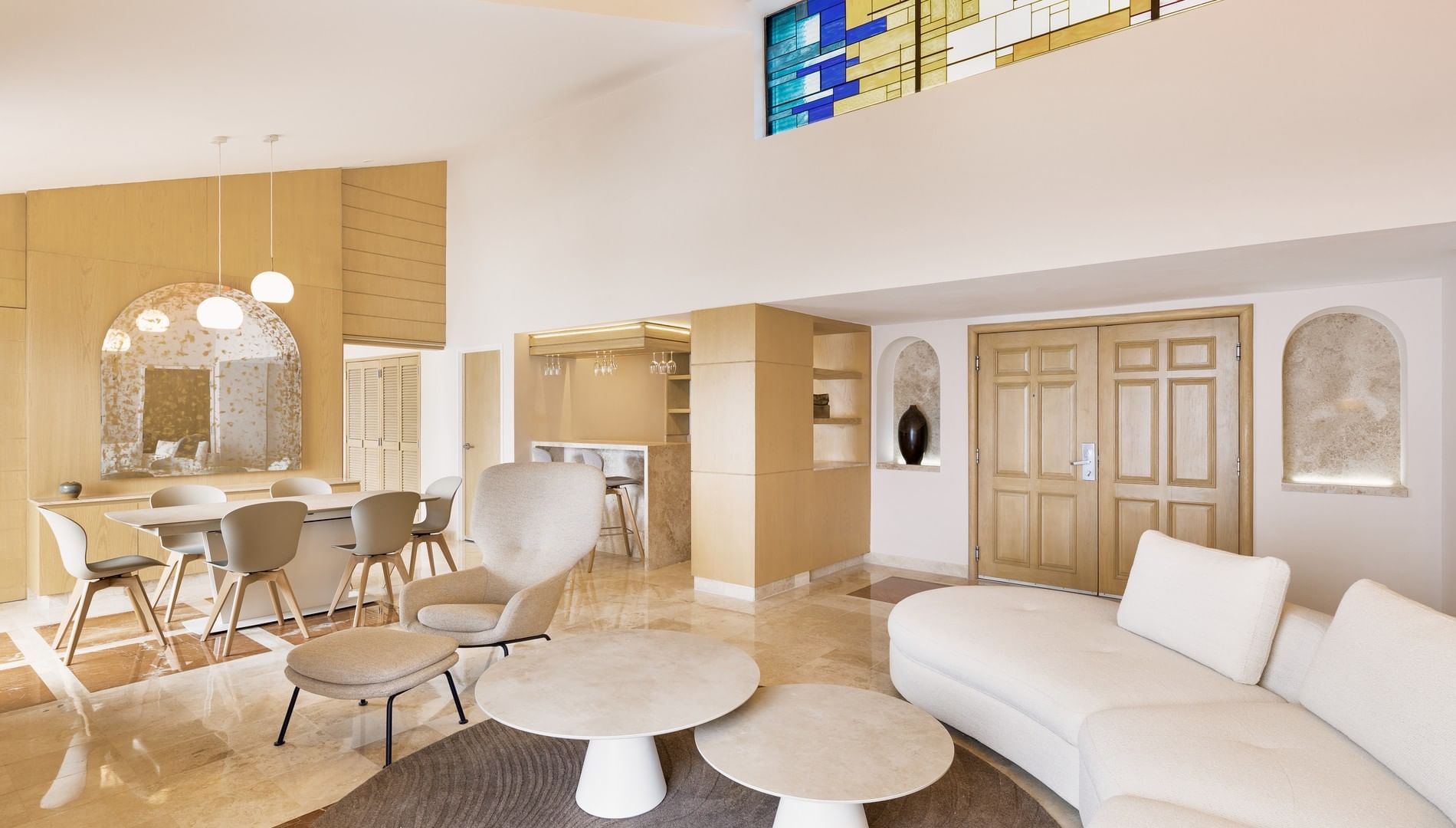 TRABAJA CON COMODIDAD