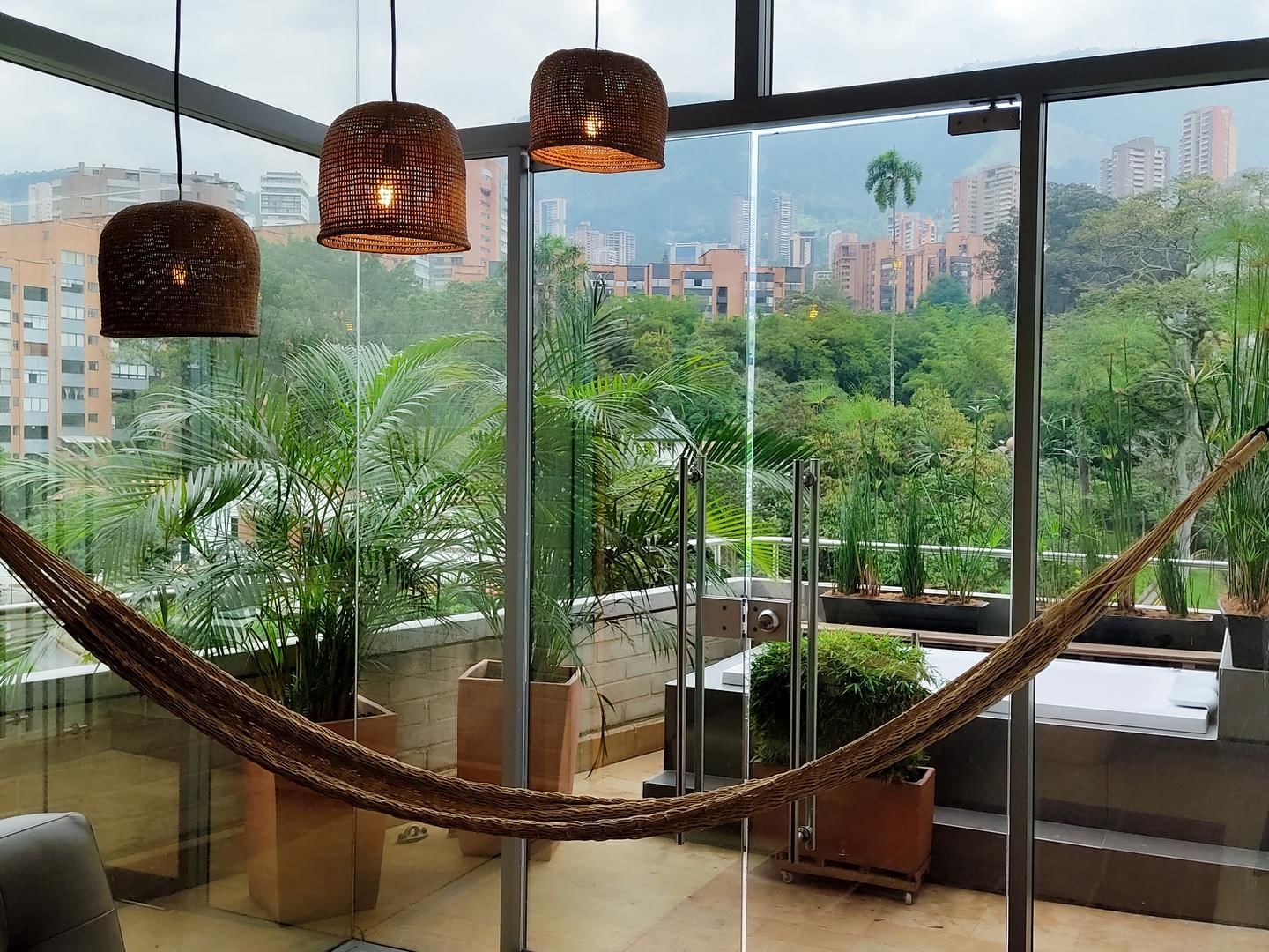 Premium Suite with Indoor hammock at Diez Hotel Categoría