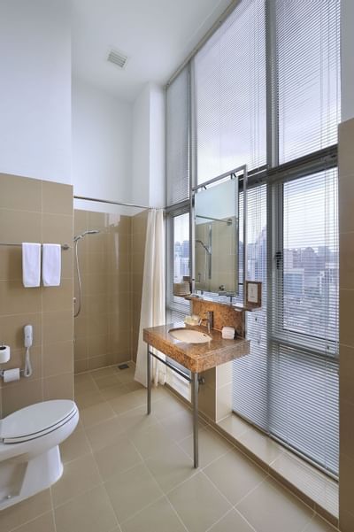 Bathing area in 10ROOMS at Hotel Capitol Kuala Lumpur