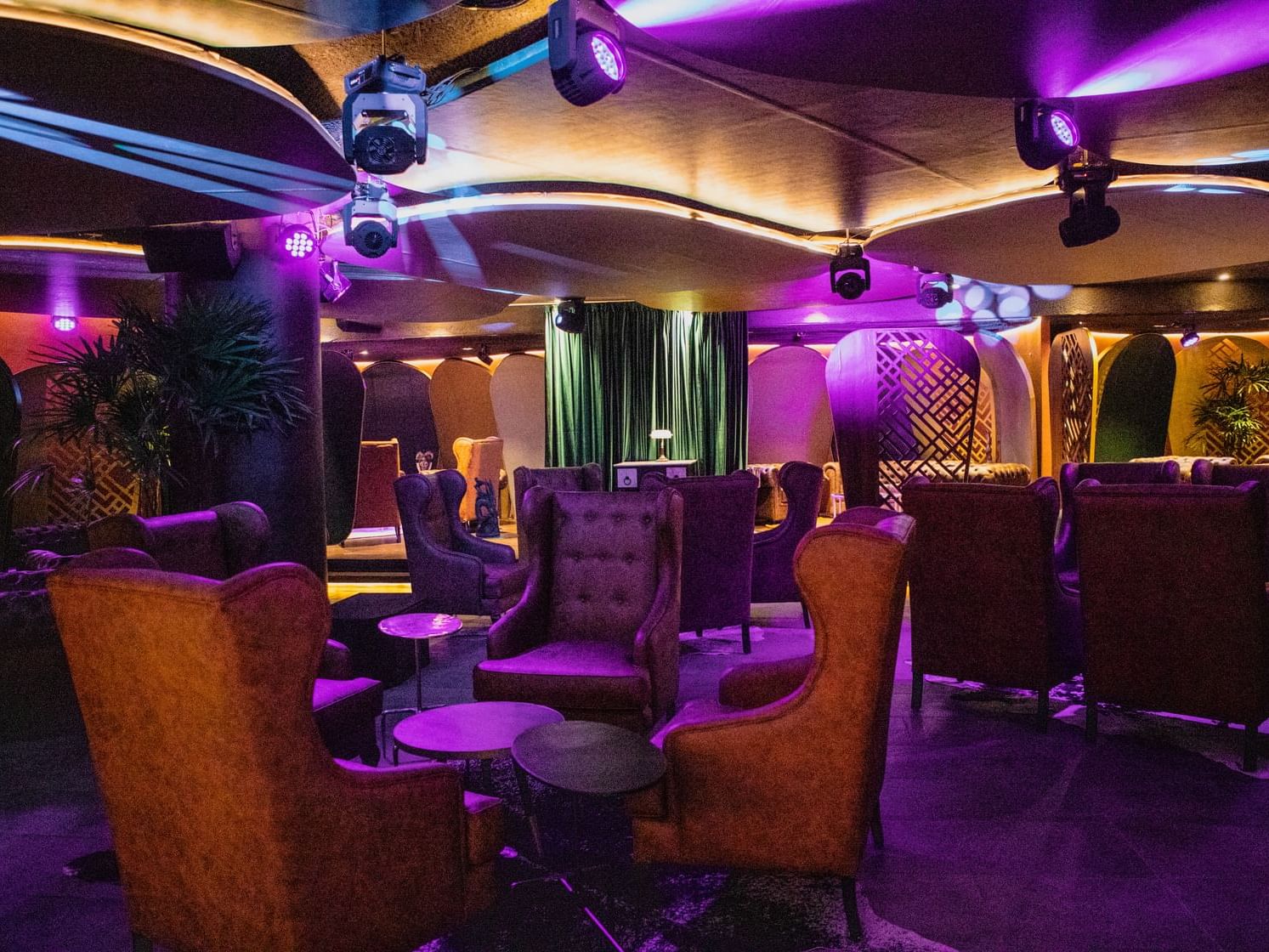 Club Bar & Cigar Lounge