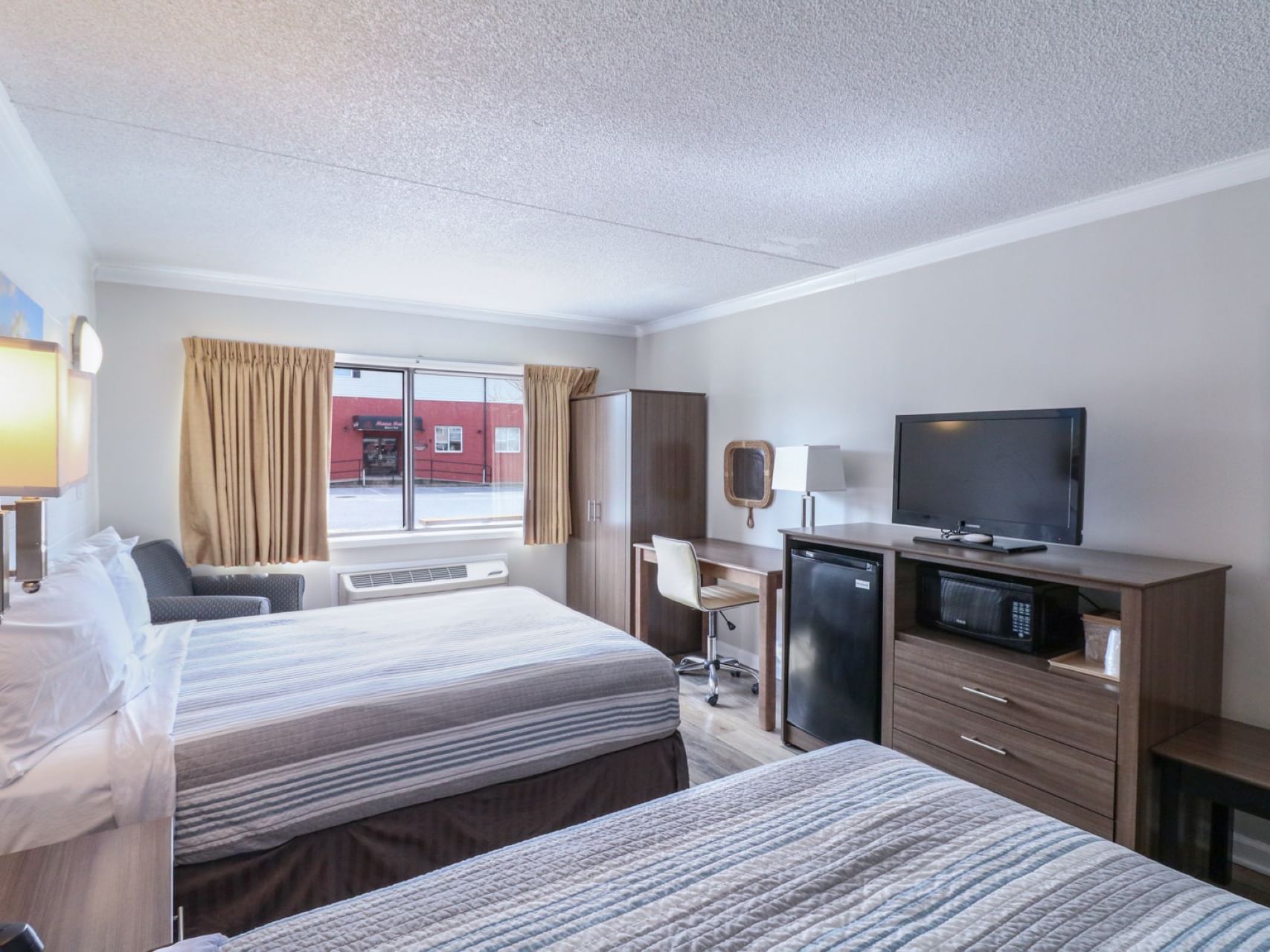 Oceanside Double Room with a living space, Block Party Hotels