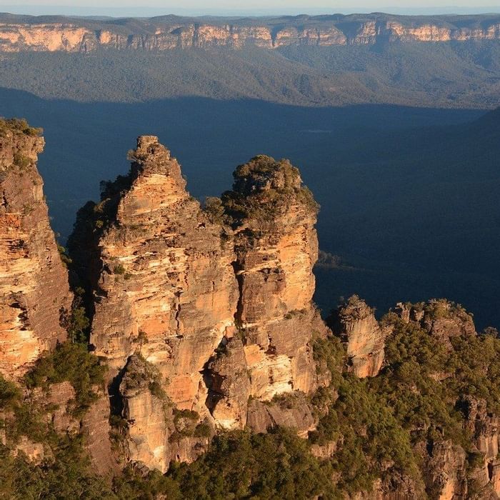 Mountain view and Aqua Golf near Mercure Penrith Hotel, Australia