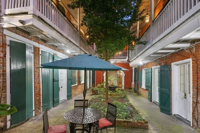 Dining area at the courtyard in Hotel St. Pierre