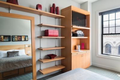 Queen Copley View from bed