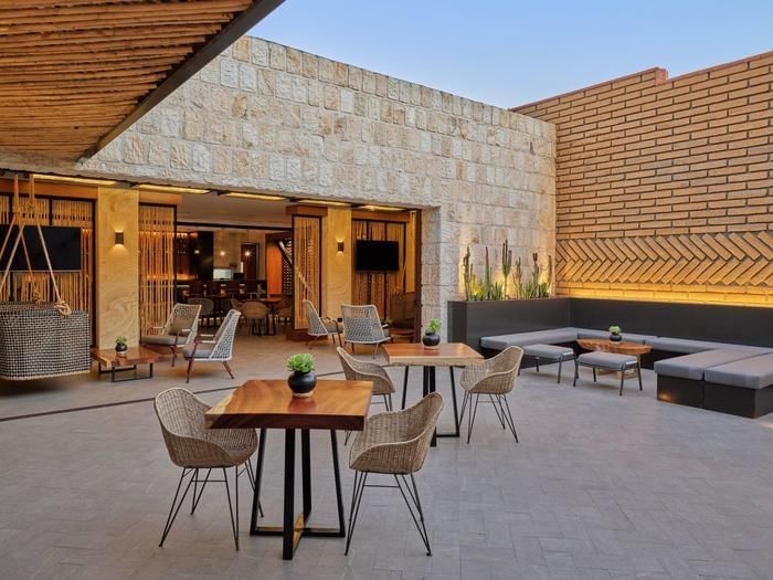 Comedor al aire libre en Grand Fiesta Americana Oaxaca