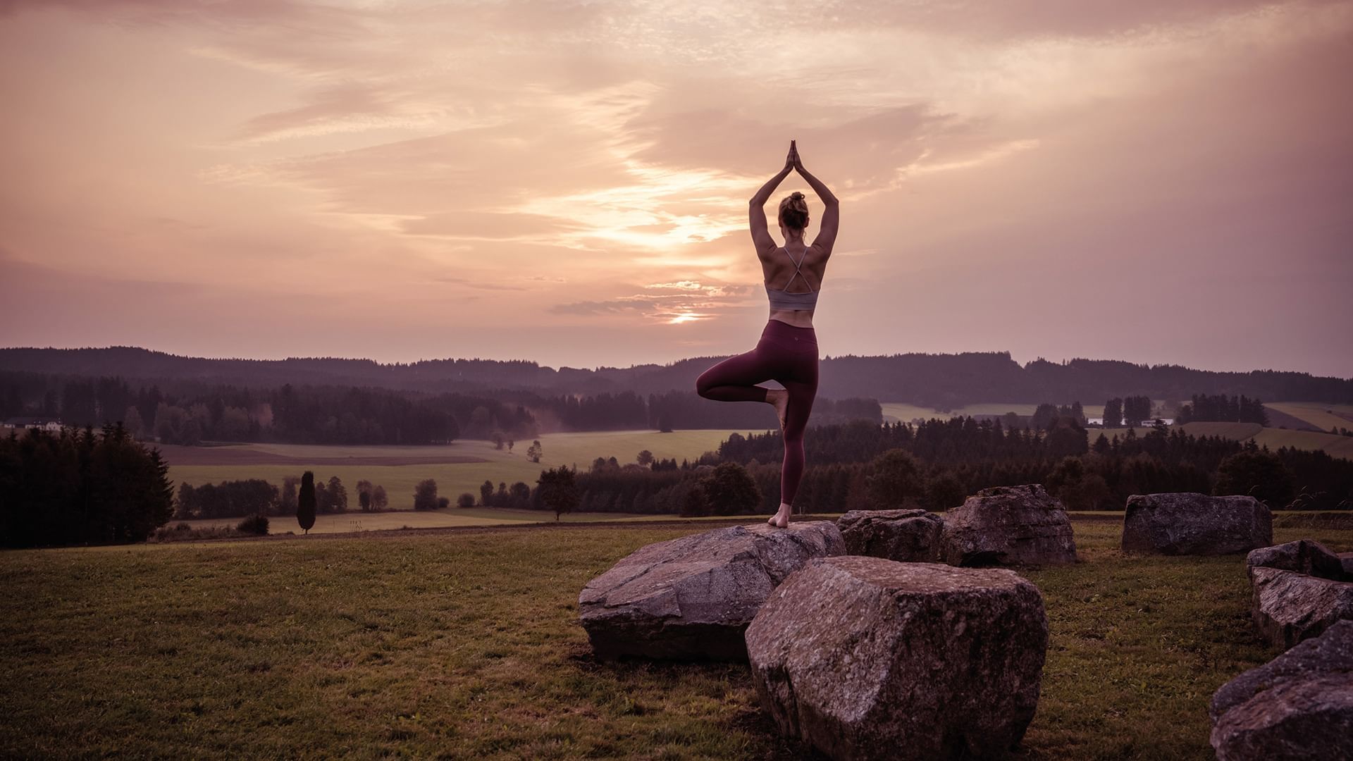 Falkensteiner Genuss- und Wohlfühlhotel Mühlviertel Aktiv Sommer Yoga