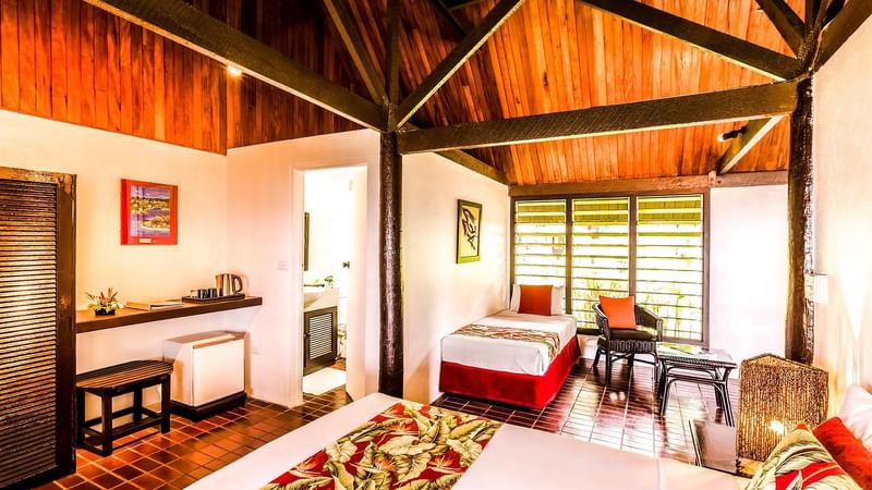 2 beds & workplace area in Garden View Villa at Tambua Sands