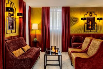 Interior of a livingroom with fine furniture at Hotel Bisanzio