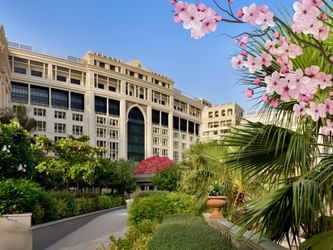 Where Italian glamour meets a taste of Seoul.  In celebration of Dubai K Festival, Palazzo Versace Dubai invites you to discover a limited-edition stay inspired by the spirit of Korean culture.  Escape for the night with someone special and experience sig