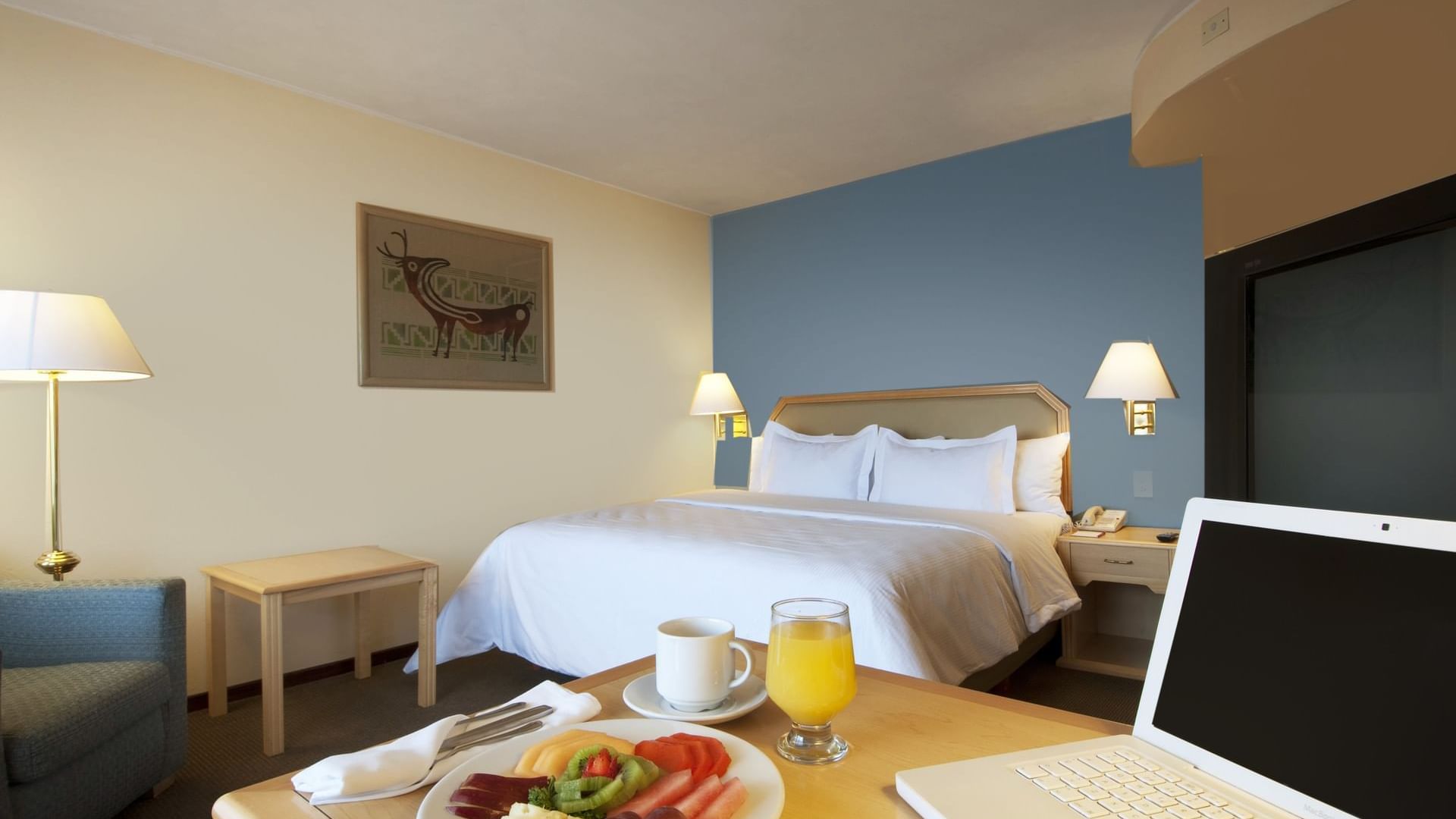 Superior Room with king size bed at Fiesta Inn Hermosillo