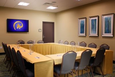 Camellia Meeting Room at Rosen Inn at Pointe Orlando