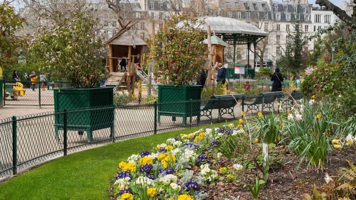 Landscaped flower garden of Hotel du Vieux Saule