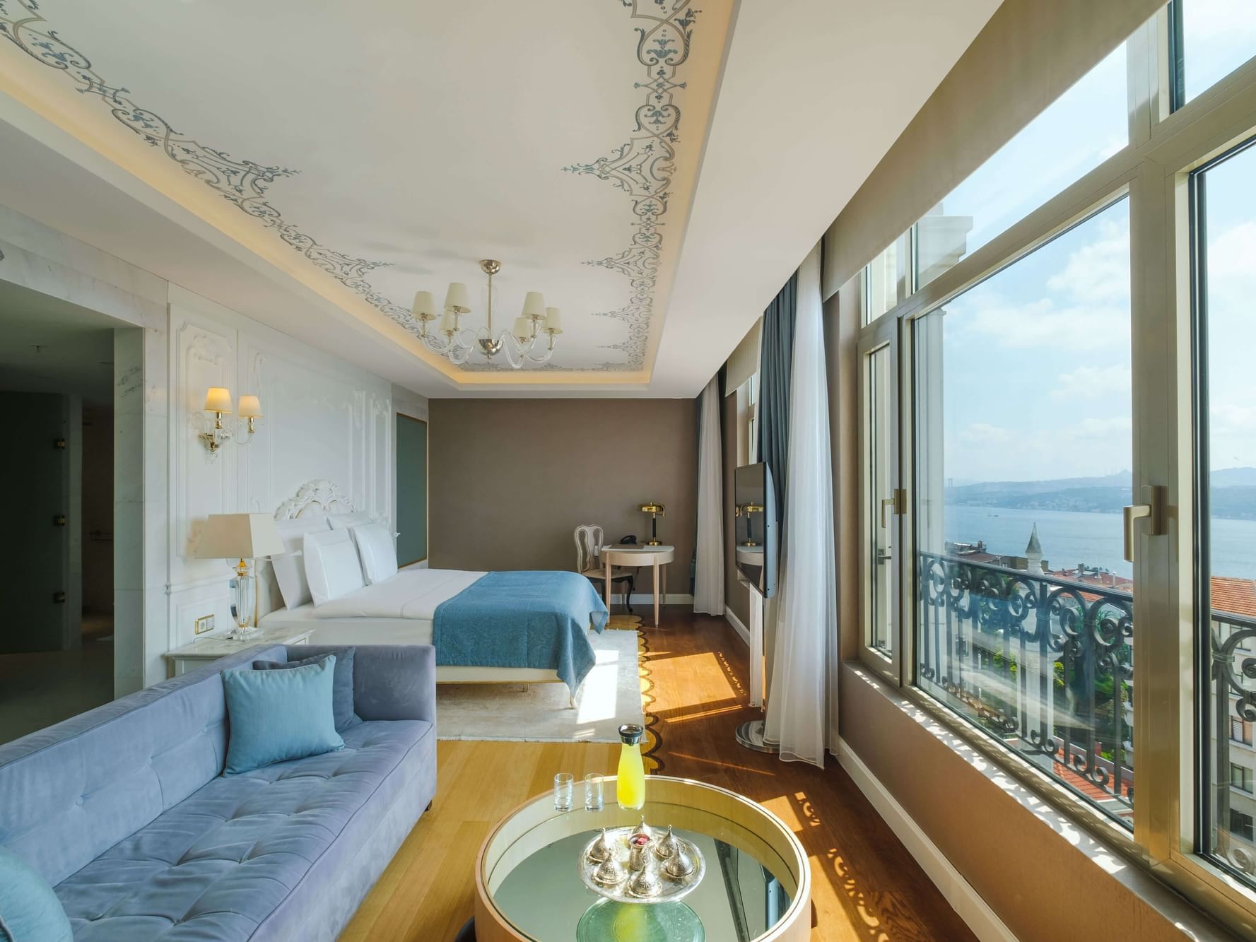 Living area in the Grand Executive Suite at CVK Park Bosphorus Hotel