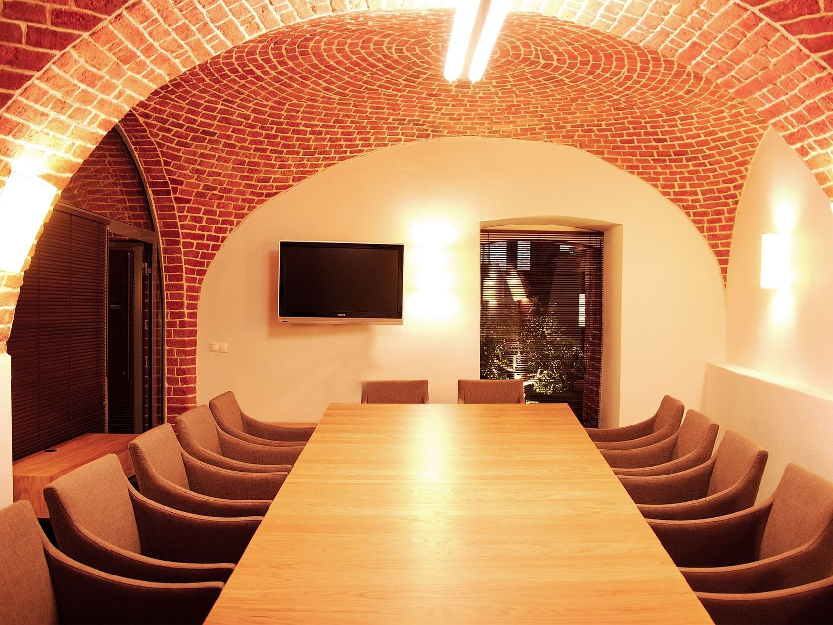 The Brick Room for Meetings at The Granary La Suite Hotel