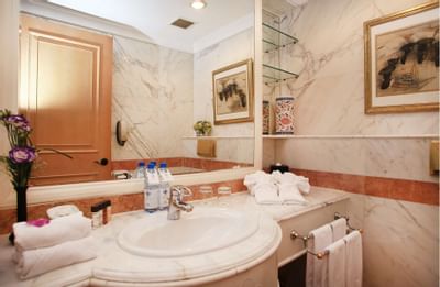 Senator Suite bathroom amenities at Hanoi Daewoo Hotel