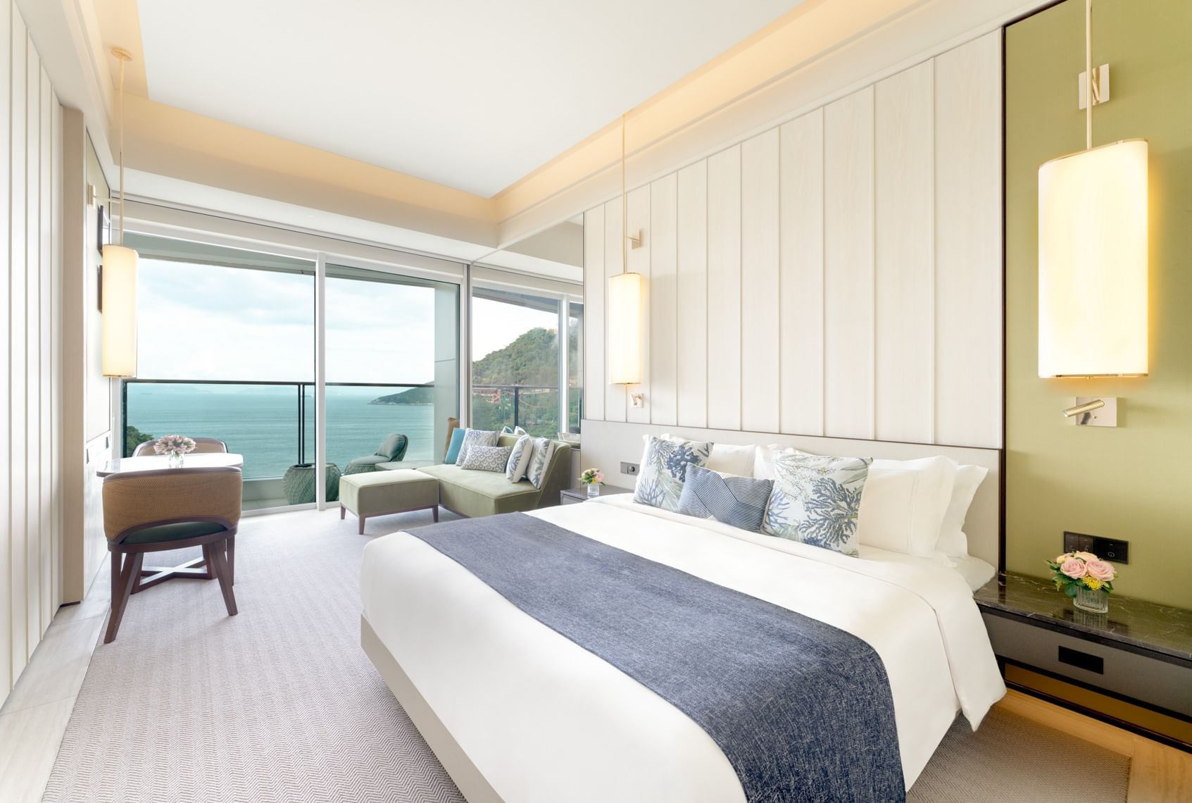 5 Reasons Why You Need The Hotel Oceanfront Balcony Rooms - MetalMonkeys