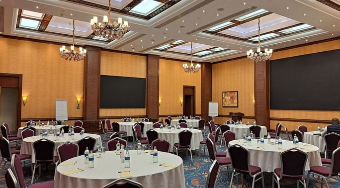 Allamanda Meeting Room Cabaret Setup at Nairobi Serena Hotel