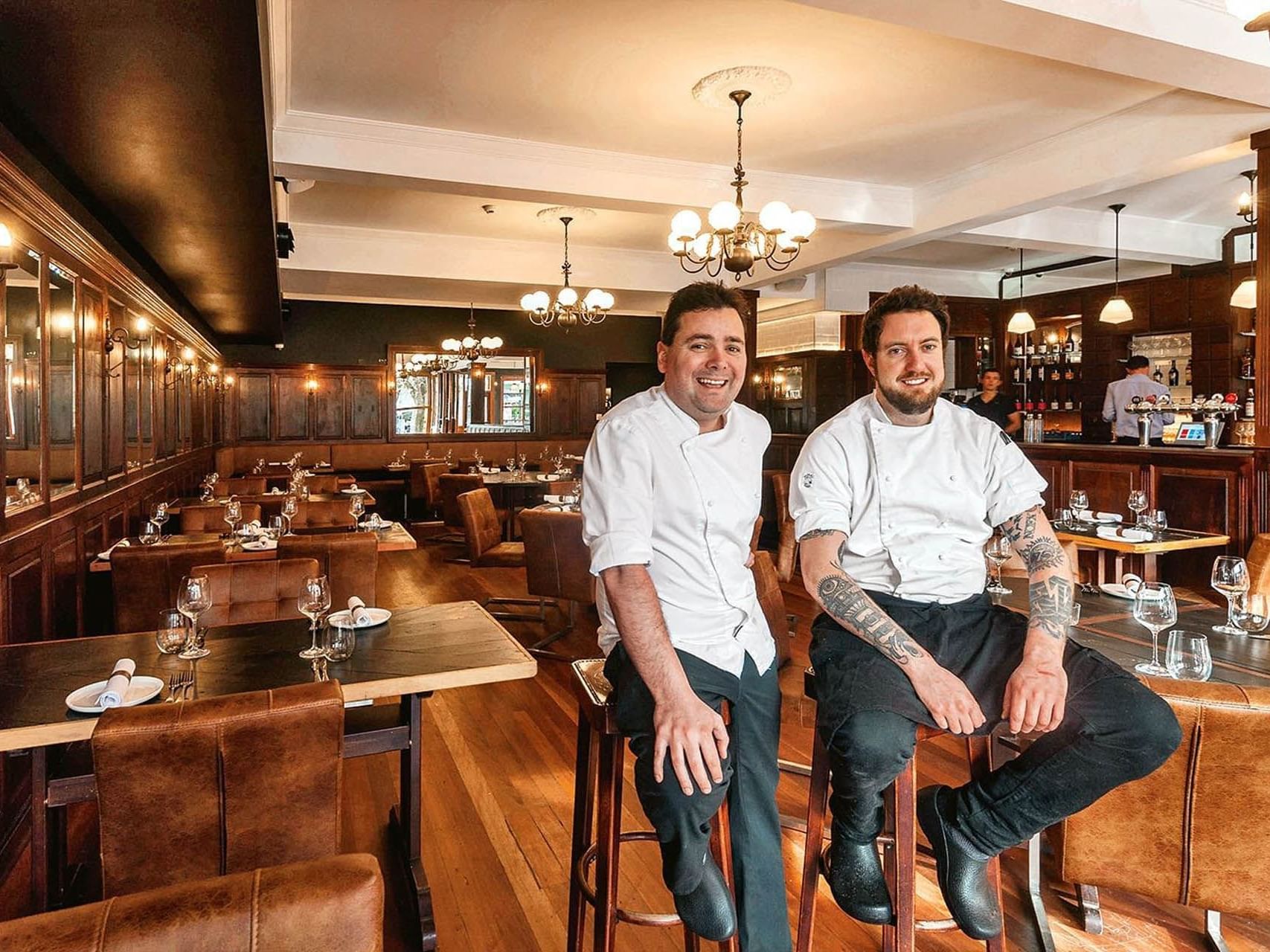 Image of the chefs in Otis Kingston near Hotel Knightsbridge