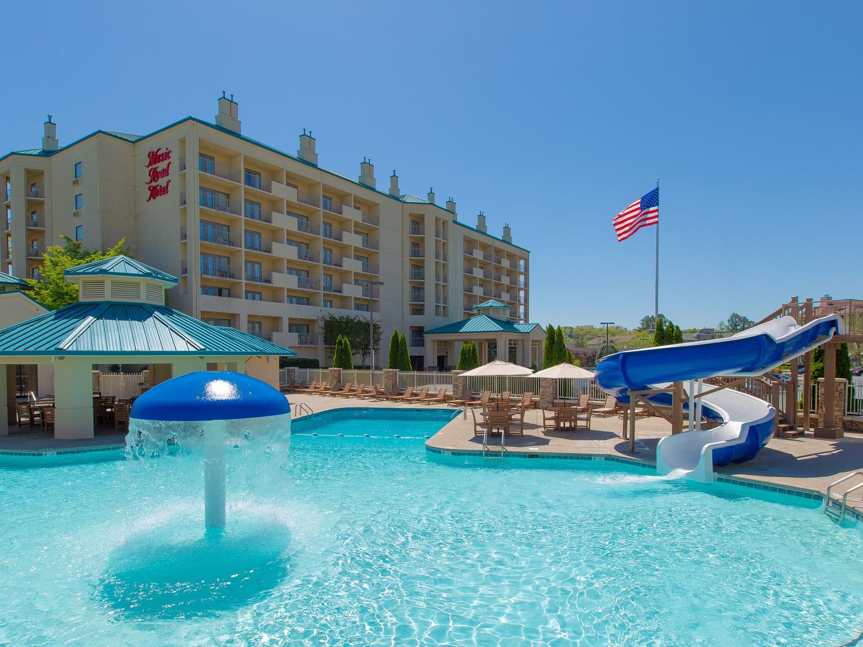Labor Day Weekend hotel deal - 15% off a 3+ night stay!