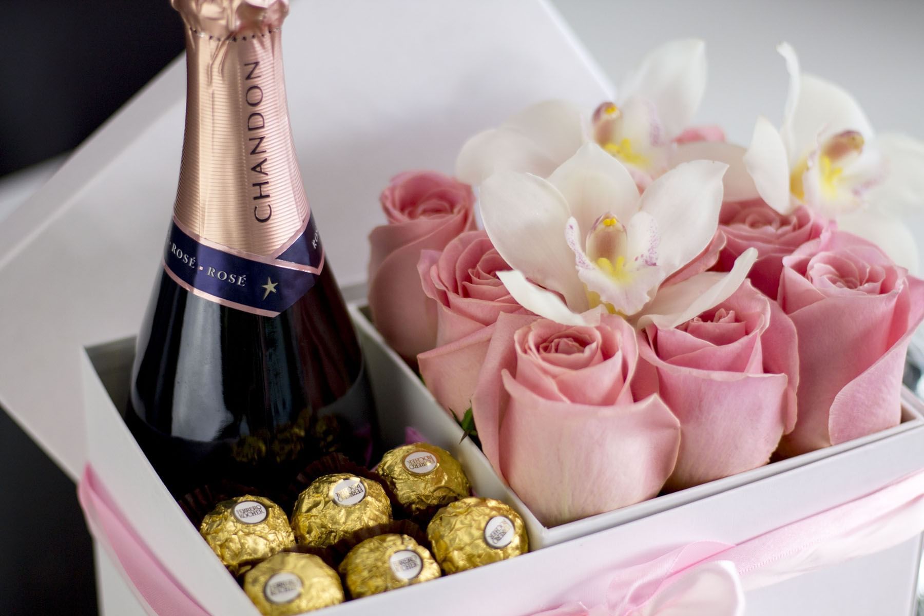 box of Champaign pink roses & chocolate at The Inn of Waterloo
