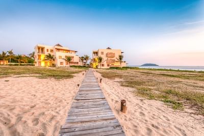 Landscape view of hotel & sea at Marea Beachfront Villas
