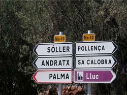 Tour around Mallorca by rental car 